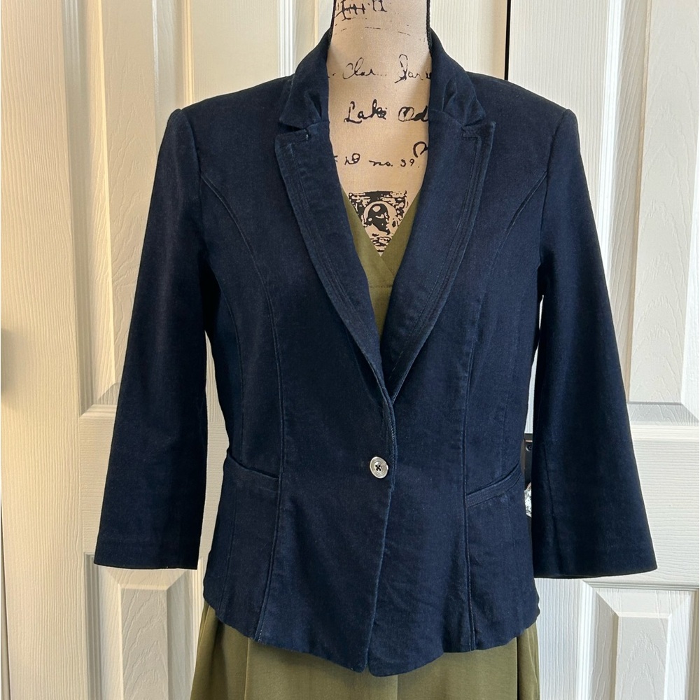 WHBM Denim Fitted Women’s Blazer 8 Blue Single Button 3/4 Sleeve.